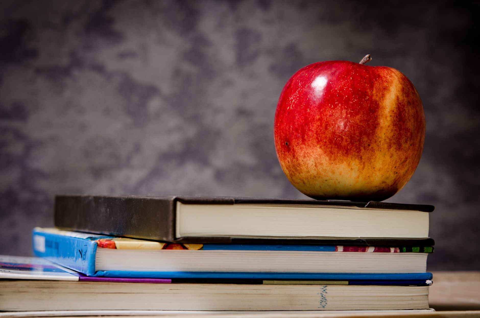 Graduate Scholarships For Your Further Training and studying